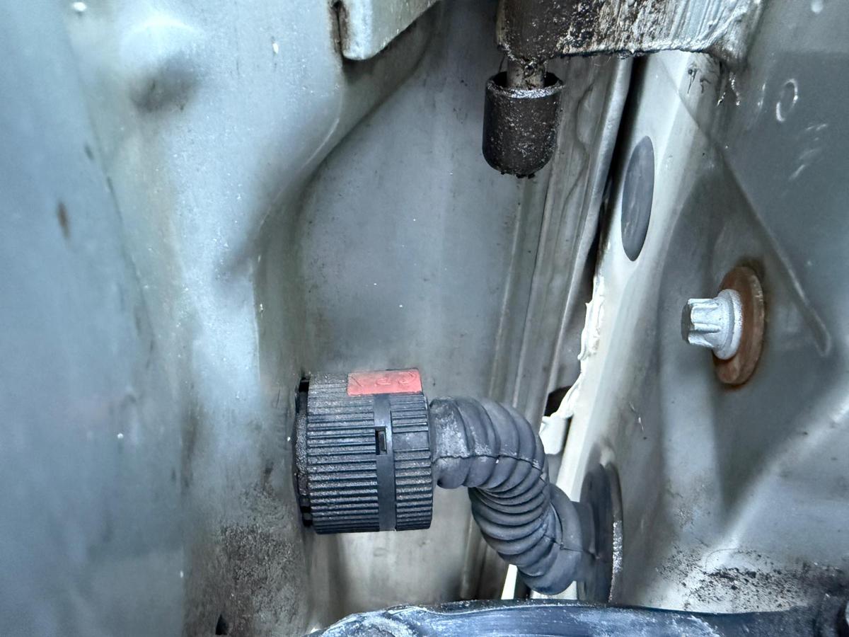 Opel Astra H original Tür vorn links Z157 Starsilber Rohbau BJ04